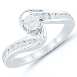 Round Diamond Bypass Engagment Ring