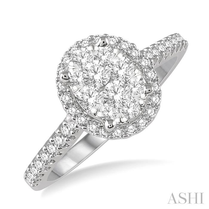 OVAL SHAPE HALO LOVEBRIGHT ESSENTIAL DIAMOND ENGAGEMENT RING