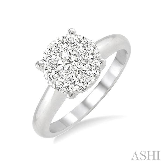 LOVEBRIGHT ESSENTIAL DIAMOND ENGAGEMENT RING