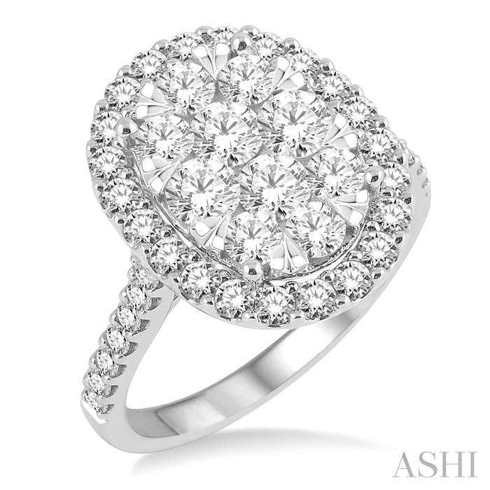 OVAL SHAPE HALO LOVEBRIGHT ESSENTIAL DIAMOND ENGAGEMENT RING