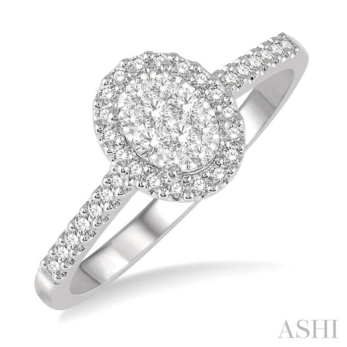 OVAL SHAPE HALO LOVEBRIGHT ESSENTIAL DIAMOND ENGAGEMENT RING