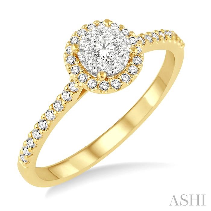 Round Shape Halo Lovebright Essential Diamond Engagement Ring