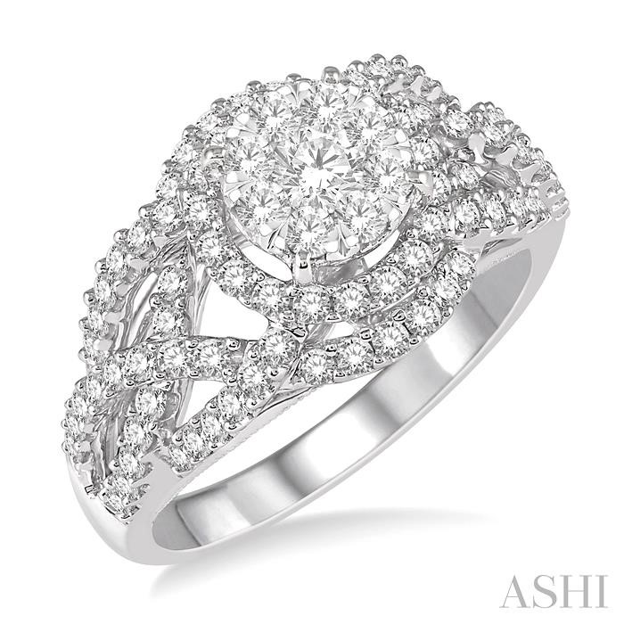 HALO LOVEBRIGHT DIAMOND ENGAGEMENT RING