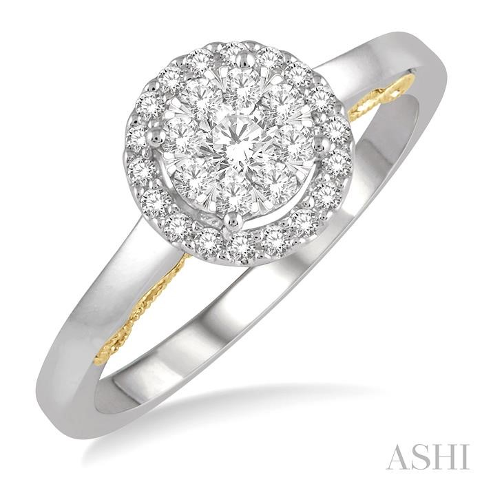 ROUND SHAPE HALO LOVEBRIGHT ESSENTIAL DIAMOND ENGAGEMENT RING