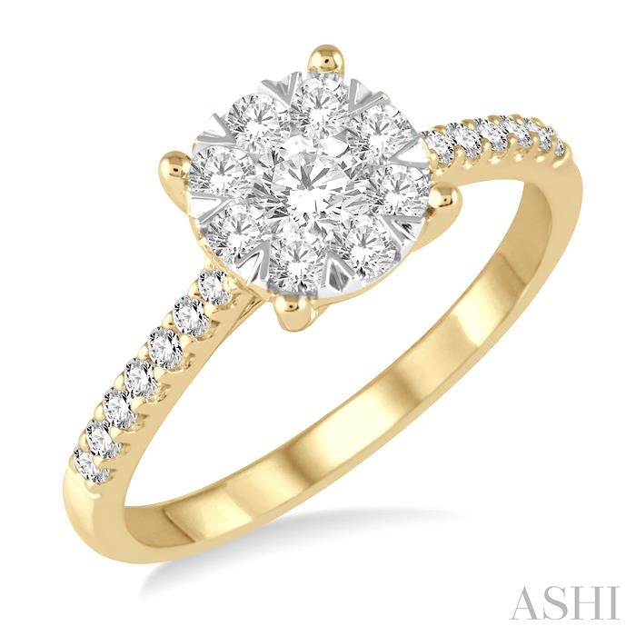 LOVEBRIGHT ESSENTIAL DIAMOND ENGAGEMENT RING