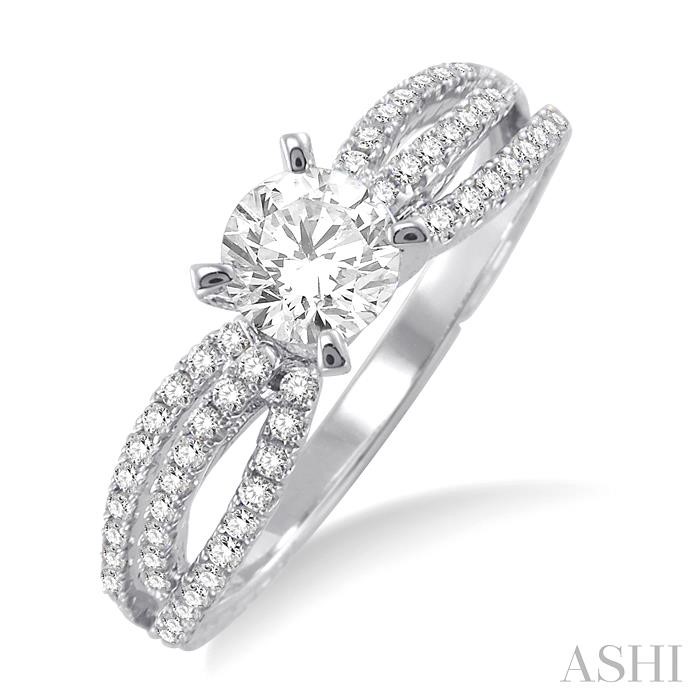 DIAMOND ENGAGEMENT RING