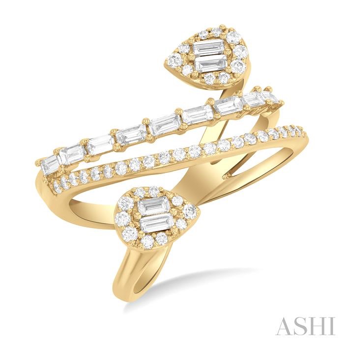 PEAR SHAPE FUSION DIAMOND FASHION RING