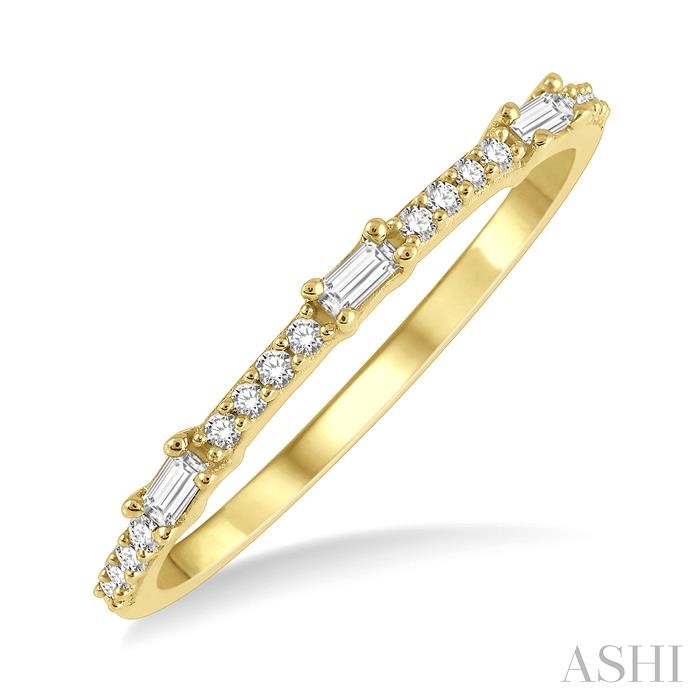 STACKABLE PETITE BAGUETTE DIAMOND FASHION RING