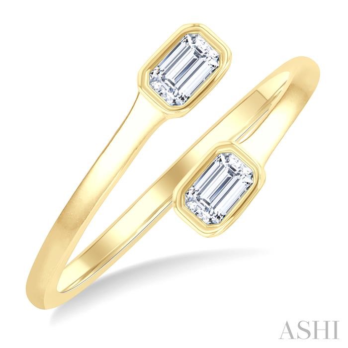 Emerald Shape Bezel Set Diamond Fashion Ring