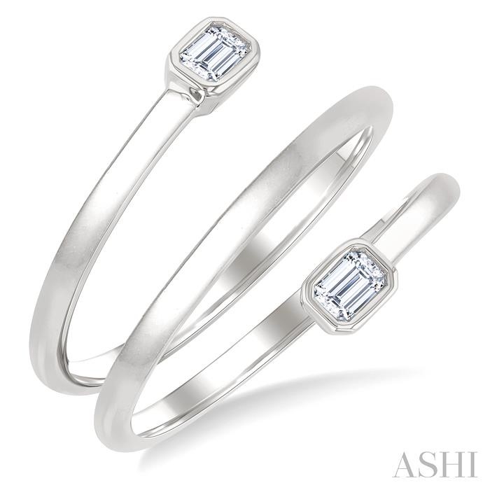 Emerald Shape Spiral Diamond Fashion Open Ring