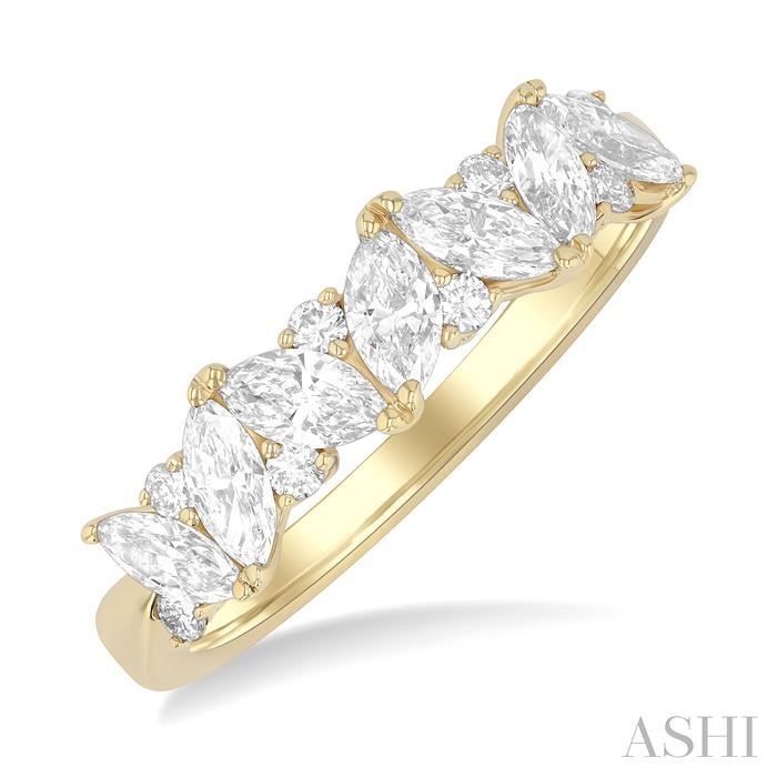 Scatter Zig-Zag Diamond Fashion Band