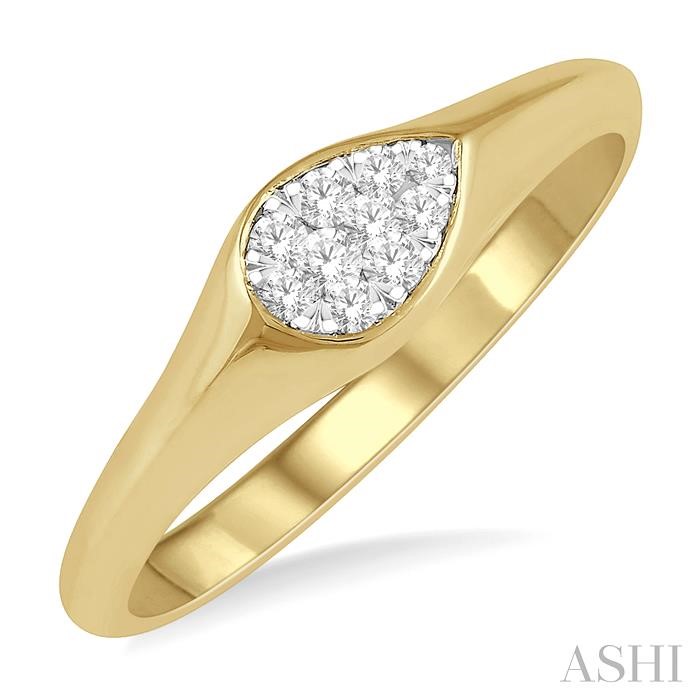 PEAR SHAPE LOVEBRIGHT ESSENTIAL DIAMOND SIGNET RING