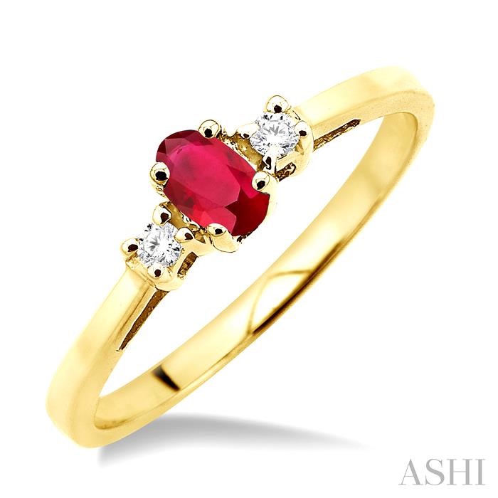 OVAL SHAPE GEMSTONE & DIAMOND RING