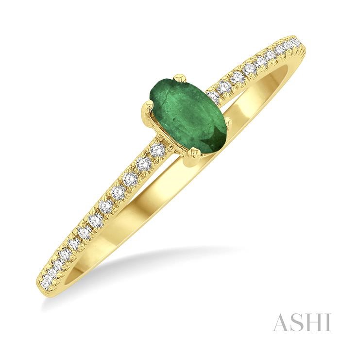 OVAL SHAPE GEMSTONE & PETITE DIAMOND FASHION RING