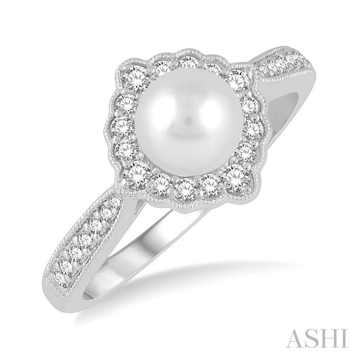 Pearl & Halo Diamond Ring