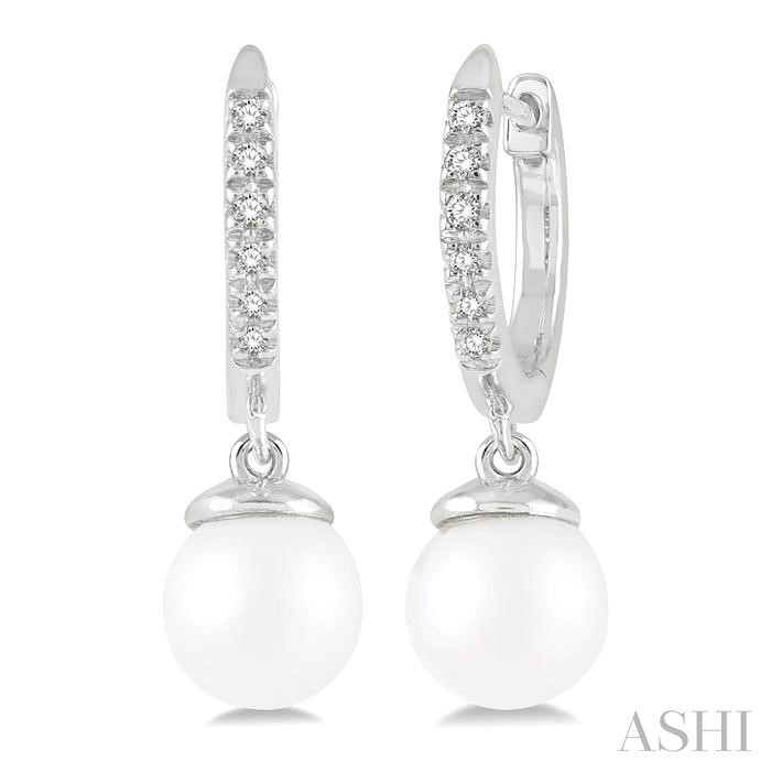 PEARL & PETITE DIAMOND HUGGIE FASHION EARRINGS