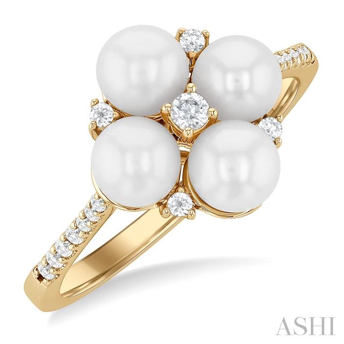 PEARL & DIAMOND FASHION RING