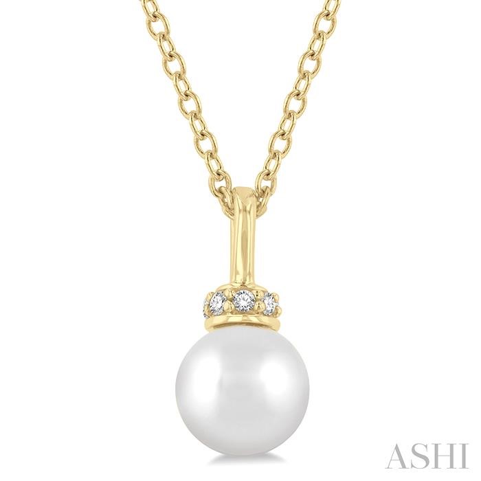 PEARL & PETITE DIAMOND FASHION PENDANT