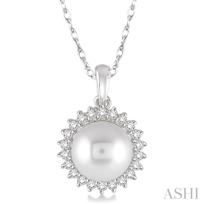 PEARL & HALO DIAMOND PENDANT