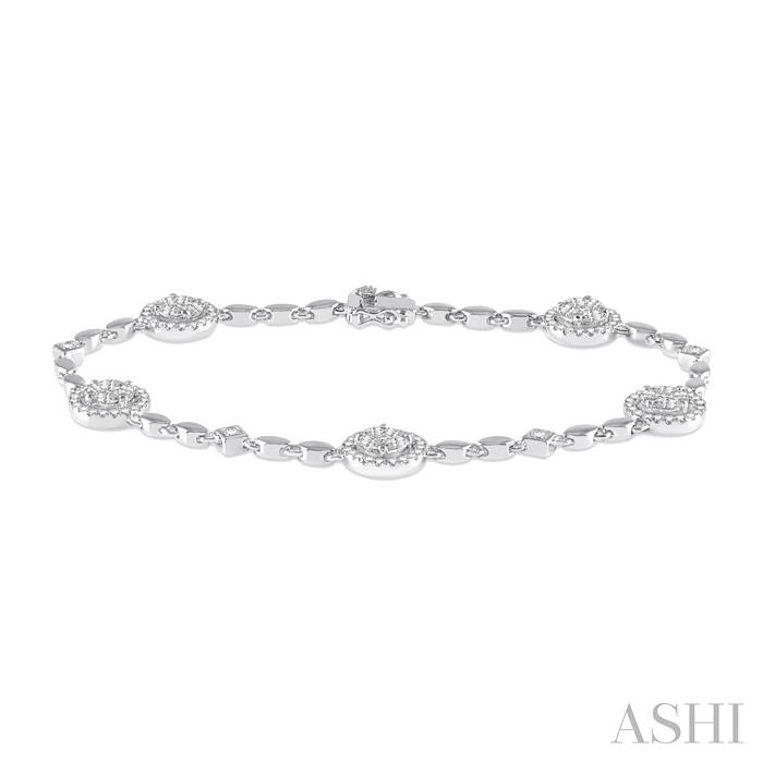 Round Shape Halo Diamond Bracelet