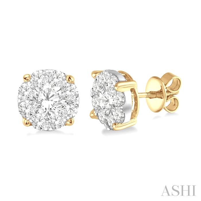 Round Shape Lovebright Essential Diamond Stud Earrings