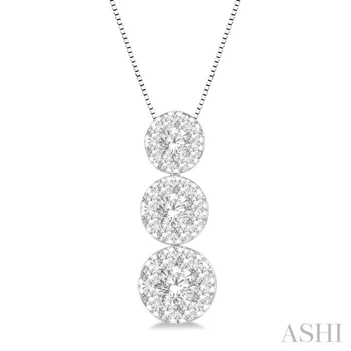 PAST PRESENT & FUTURE LOVEBRIGHT ESSENTIAL DIAMOND PENDANT