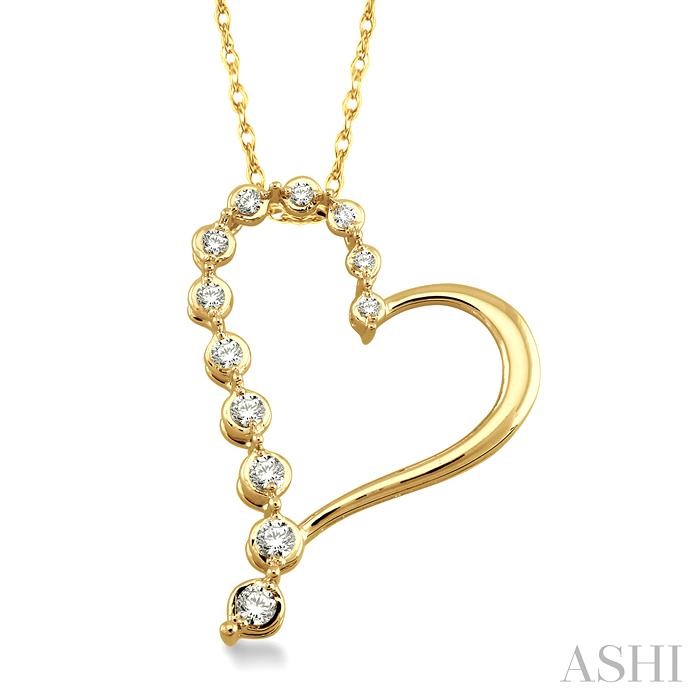 HEART SHAPE HALF JOURNEY DIAMOND FASHION PENDANT