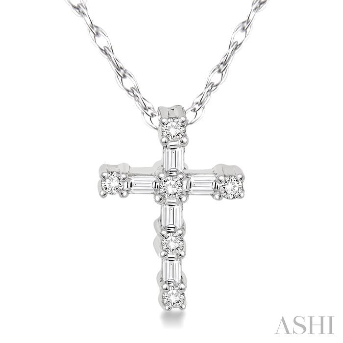 CROSS DIAMOND FASHION PENDANT