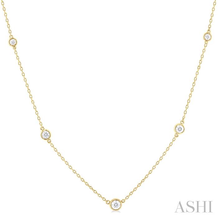 BEZEL SET GRADUATED DIAMOND STATION NECKLACE